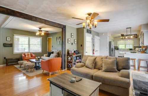 Shenandoah House | Riverfront Shenandoah Getaway with Kayaks and Tubes!