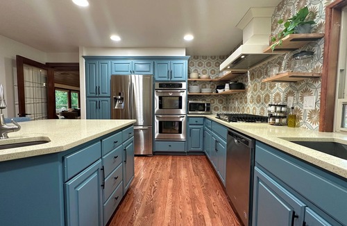 Brightwood Cabin | Riverfront Spa Sleeps 18 Sauna 4 Ensuites