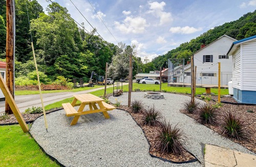 Thorpe House | Riverfront Thorpe Vacation Rental w/Fire Pit!