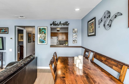 North Capitol Condo | Riverfront View near Downtown, Walk to Restaurants