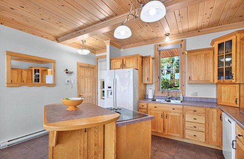 Weldford Ski Chalet | Riverlight Retreat — a cozy riverfront cottage in Browns Yard.