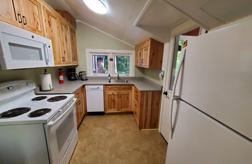 Blue River Cabin | RiverPeace on the McKenzie