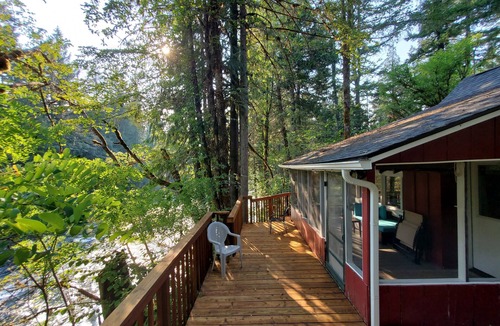 Blue River Cabin | RiverPeace on the McKenzie