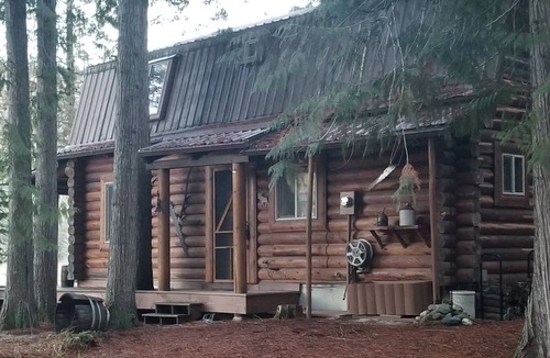 Cusick Cabin | Rivers Edge Cabin