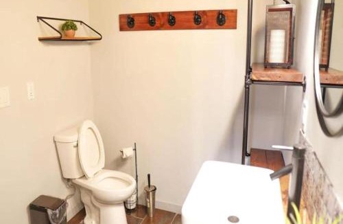 Niles Hotel | Rivers Edge Lofts - Unit 5