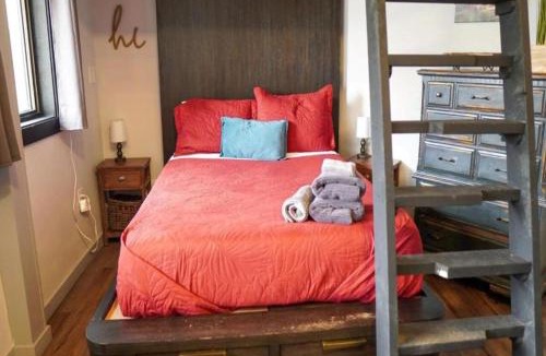 Niles Hotel | Rivers Edge Lofts - Unit 5