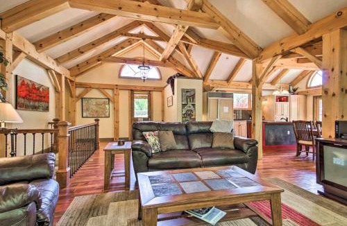 Glenwood Springs House | ‘Rivers Edge’ Mtn Home: Private Hot Tub & Views