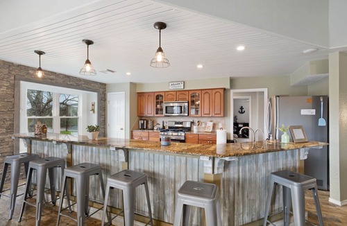 Wild Peach Village House | Riversbend Retreat on the San Bernard River