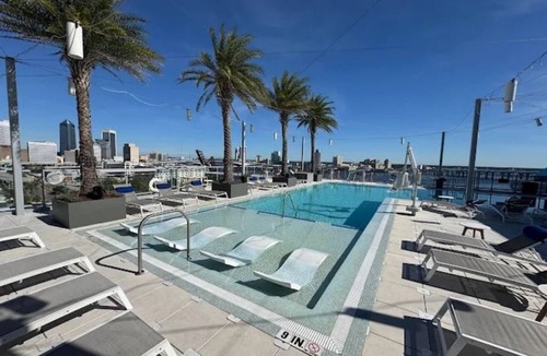 Downtown Jacksonville Apartment | Riverside 1Bedroom Apt with River View