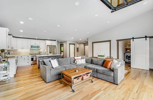 Orondo House | Riverside 4-bed home with stellar views & gameroom