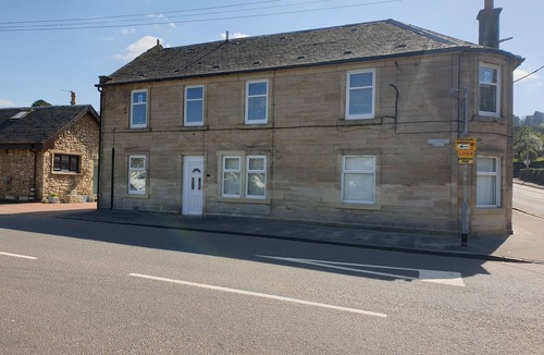 Carluke Apartment | Riverside Apartments