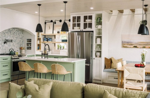 Trent Hills House | Riverside Cabin 4nA serene riverside getaway