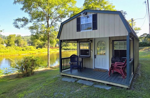 Lisbon Cabin | Riverside Cabin - Great Location, Beautiful Views.