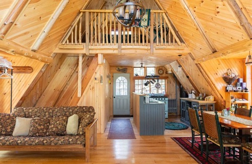 Hopkinton Cabin | Riverside Cabin & Nature Trails