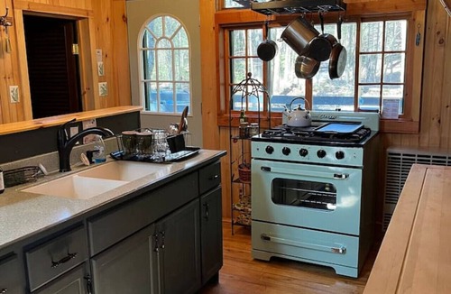 Hopkinton Cabin | Riverside Cabin & Nature Trails