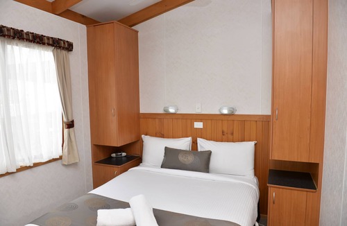 Shepparton South Other | Riverside Cabin Park