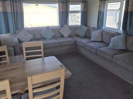 Isle of Grain Apartment | Riverside Caravan Hire, Haven Kent Coast