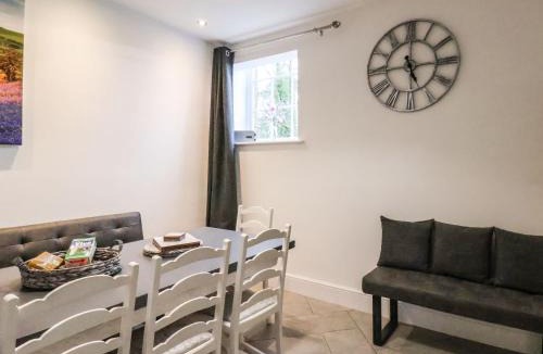 Great Ayton House | Riverside Chapel