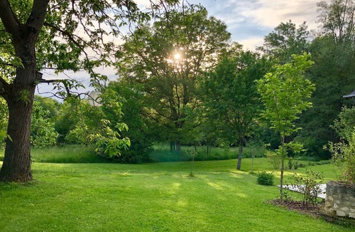 Le-Petit-Pressigny House | Riverside cottage with large garden.