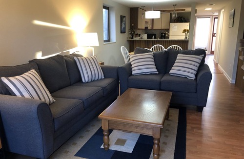 Townsend Condo | Riverside Condo - minutes from GSMNP