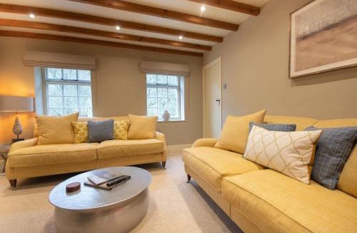 Alstonfield House | Riverside Cottage Alstonefield Peak District