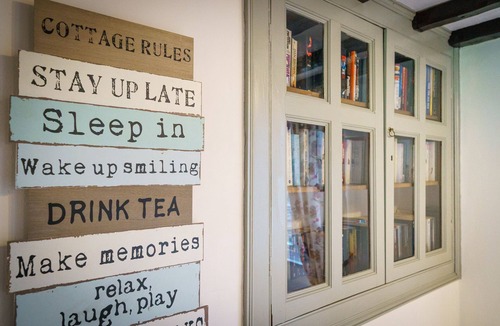 Broughton in Furness Cottage | Riverside Cottage - Duddon Valley (Dog-friendly)