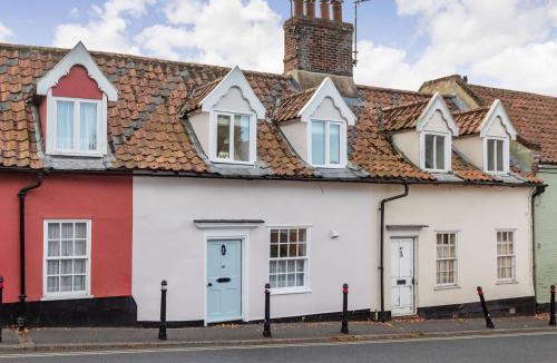 Bungay House | Riverside Cottage