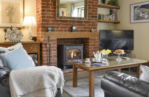 Costessey House | Riverside Cottage