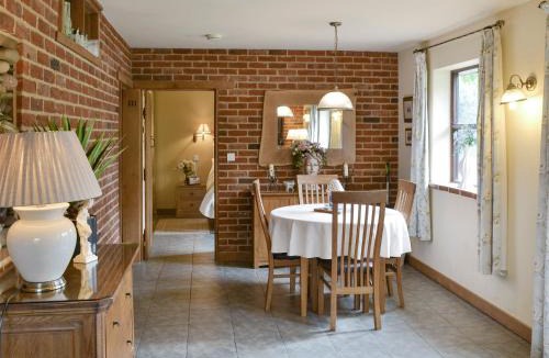 Costessey House | Riverside Cottage