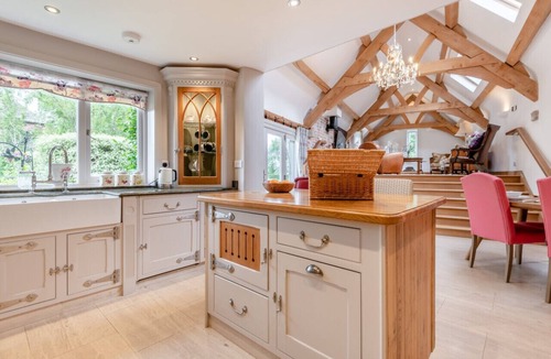 Wareham House | Riverside Cottage - Wareham