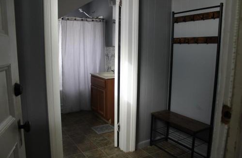 Melrose Park Apartment | Riverside Escape with Water Access in Auburn