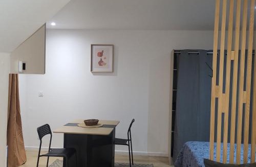 Montereau-Fault-Yonne Apartment | Riverside