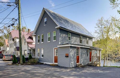Franklin House | Riverside Franklin Townhome: 2 Private Balconies!