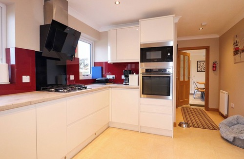 Finsbay Cottage | Riverside