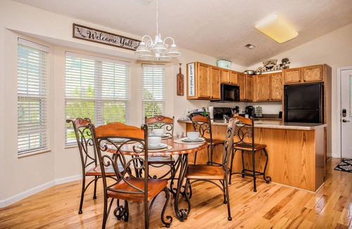 Pigeon Forge Ski Chalet | Riverside Haven. Easy Drive. Minutes to It All!