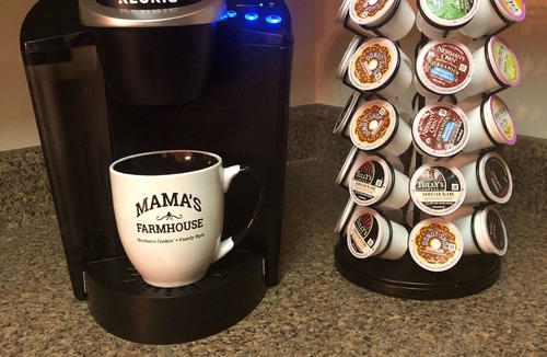 Pigeon Forge Ski Chalet | Riverside Haven. Easy Drive. Minutes to It All!