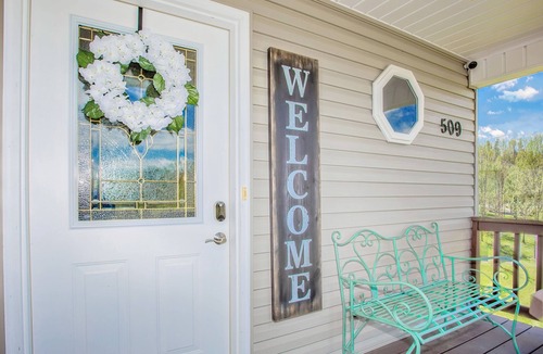 Pigeon Forge Ski Chalet | Riverside Haven. Easy Drive. Minutes to It All!