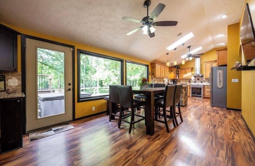 Fishers House | Riverside Haven | Secluded Oasis | Hot Tub | Grill