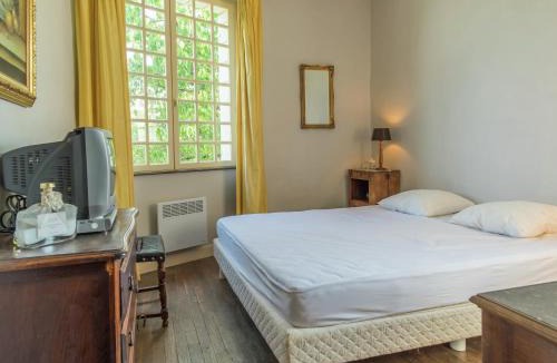 Cinais House | Riverside Hideaway in Cinais