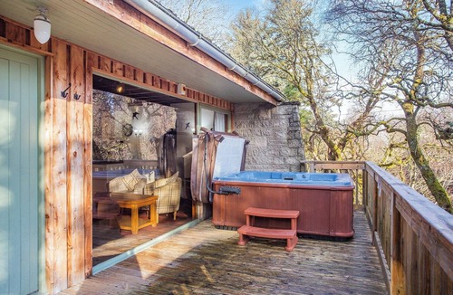 Whitebridge Ski Chalet | Riverside Highland Lodges