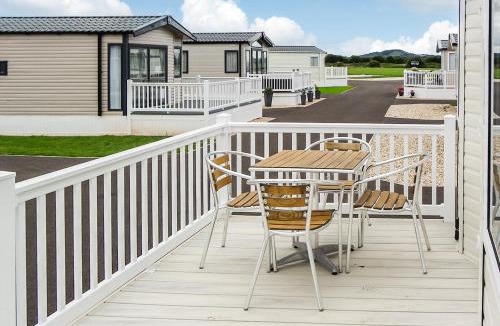 Bleadon Resort | Riverside Holiday Village