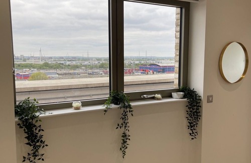 Docklands Apartment | Riverside Homes duplex penthouse