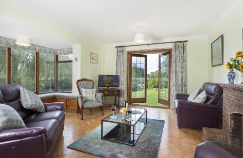 Bidford-on-Avon House | Riverside House