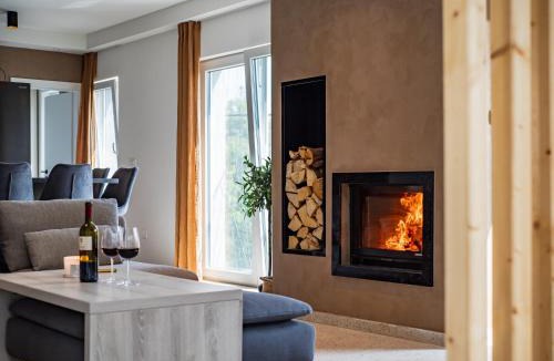 Donji Skrad Villa | Riverside house with pool jacuzzi and sauna in Croatia