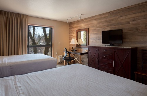 Grants Pass Hotel | Riverside Inn