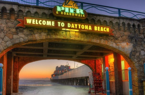 Kingston House | Riverside Island Bungalow