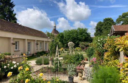 Chablis House | Riverside Lodge