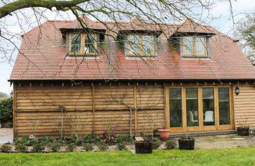 Cuckney House | Riverside Lodge