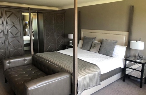 Irvine Hotel | Riverside Lodge Hotel