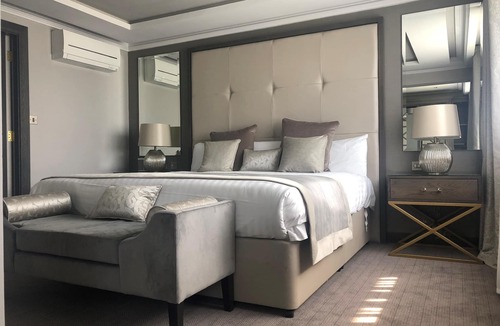 Irvine Hotel | Riverside Lodge Hotel